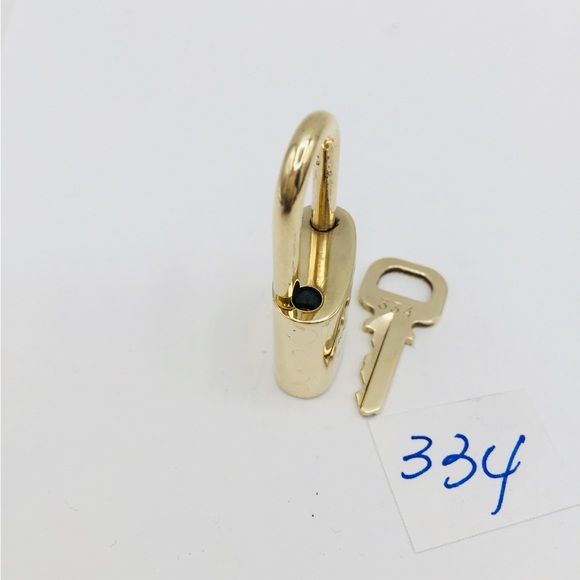 Authentic Louis Vuitton padlock lock and key 334 - Picture 4 of 8